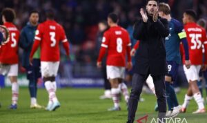 Mikel Arteta pastikan Saka juga Rice fit pada waktu hadapi Brentford