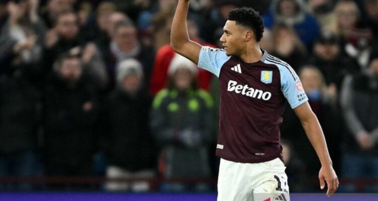 Villa hancurkan Southampton, Klub sepak bola Klub sepak bola Everton bungkam Nottingham