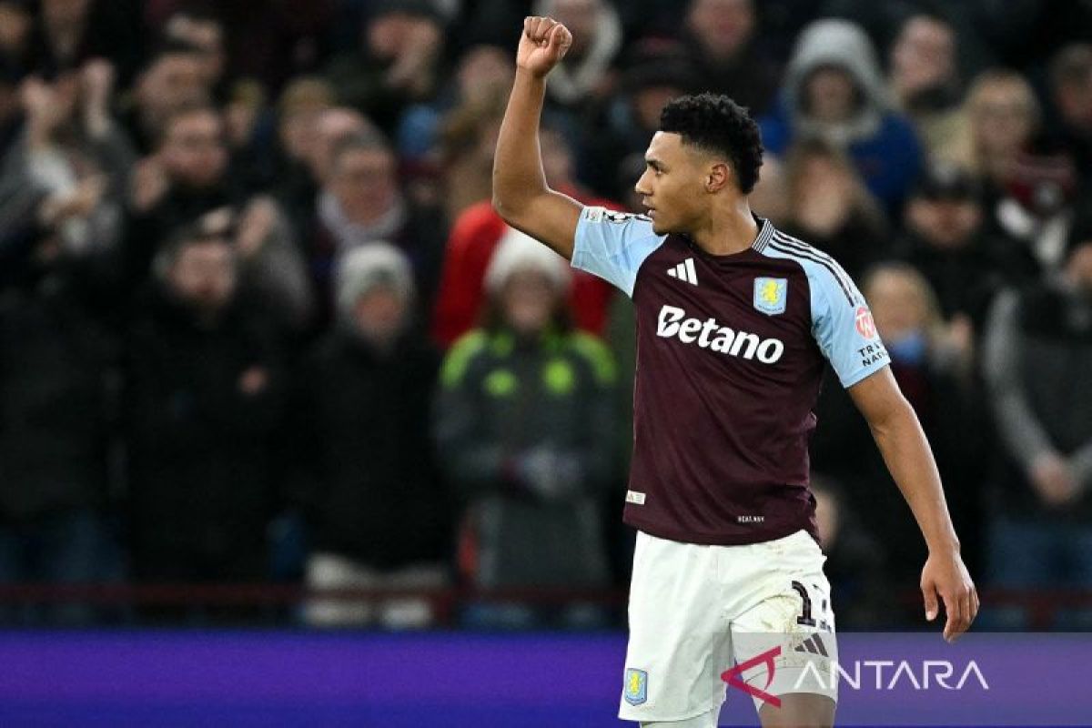 Villa hancurkan Southampton, Klub sepak bola Klub sepak bola Everton bungkam Nottingham
